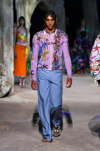 Look 65